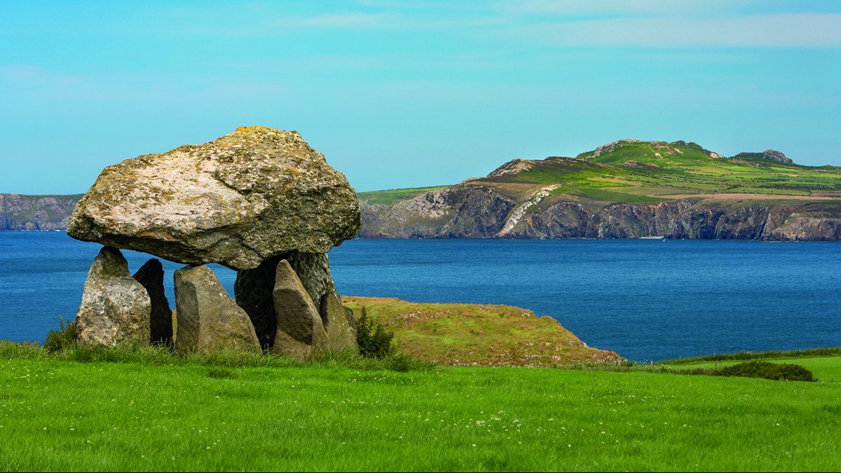 Carreg Samson Cromlech near Abercastle