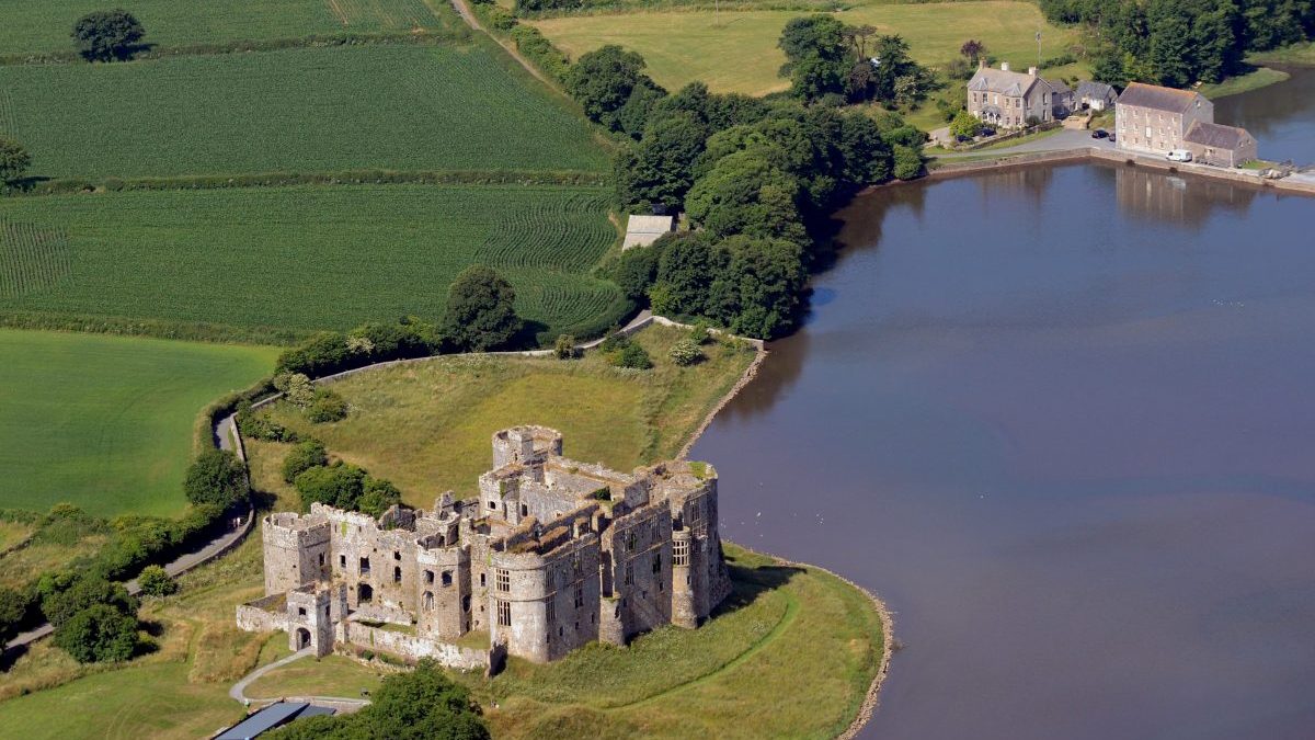 Aerial photograph of Carew Castle and Tidal Mill