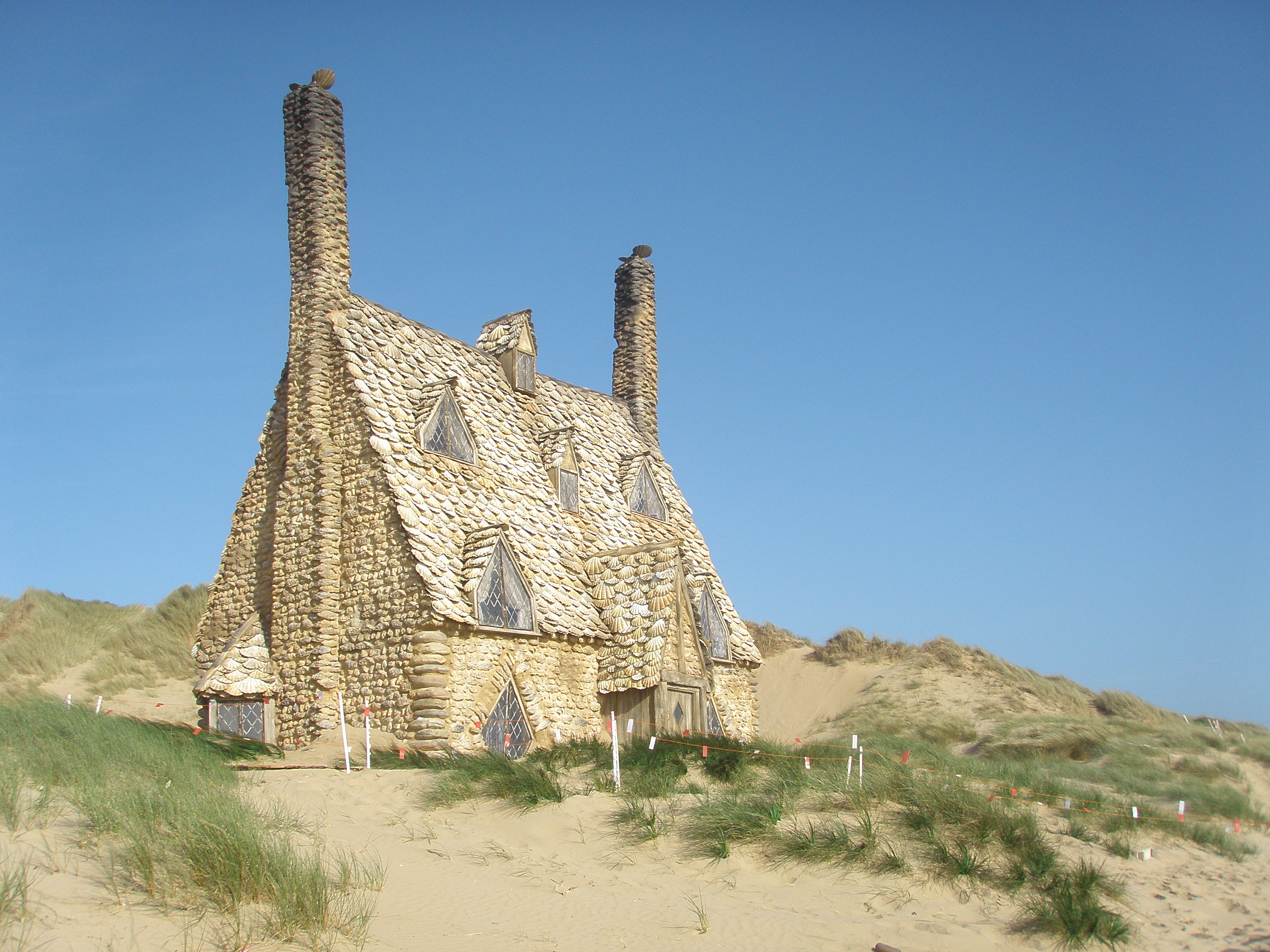 Harry Potter and the Deathly Hallows, Shell Cottage, Freshwater West