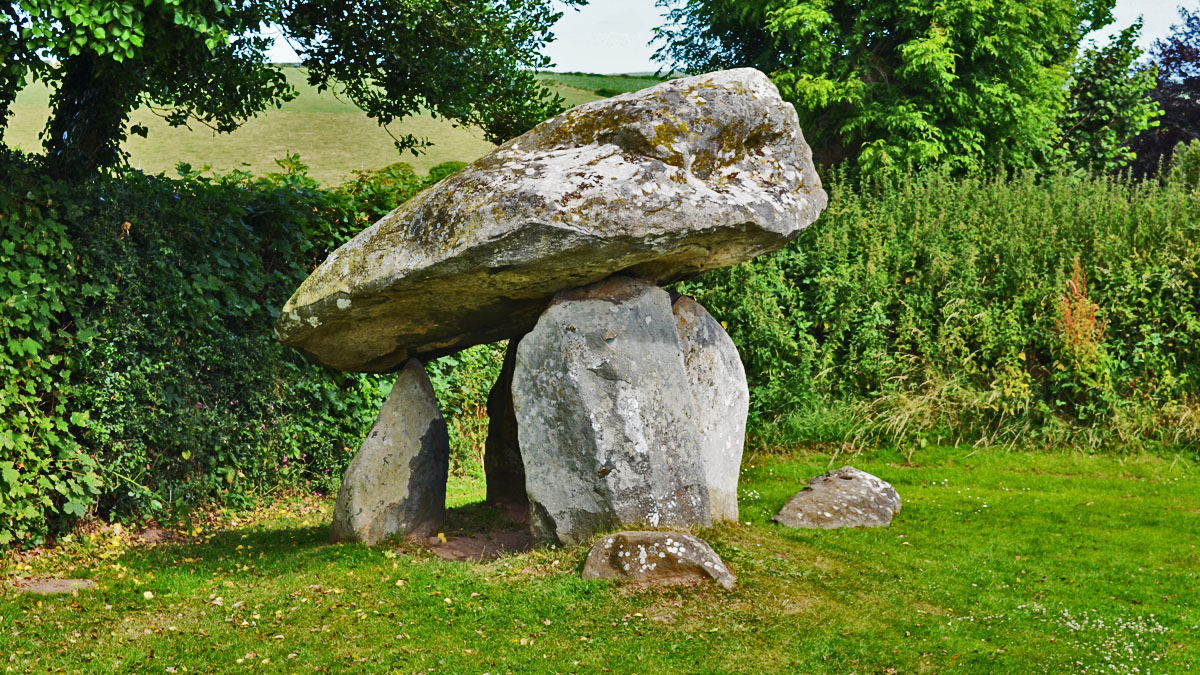 Carreg Coetan Arthur, Newport